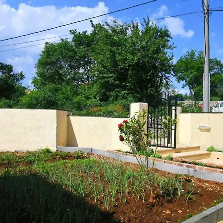 Holiday Home Mumy Gostinjac Exterior photo